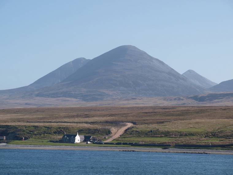 Why the Paps of Jura are a hillwalking experience you’ll never forget! 