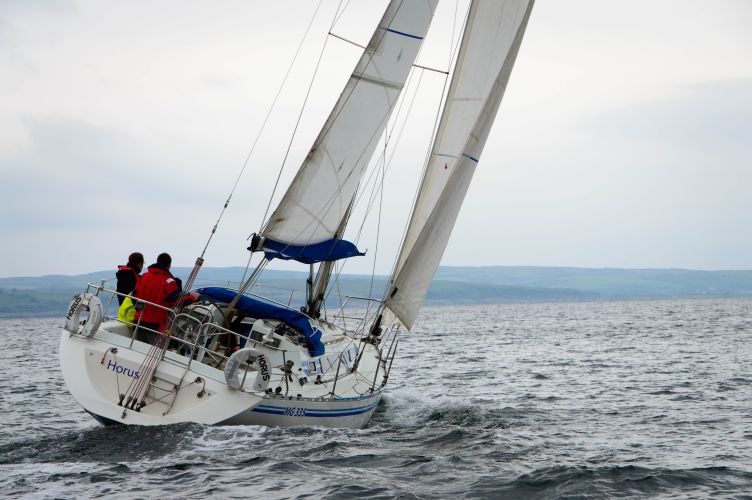 Why you need to set sail for the Round Bute Race 2017! 