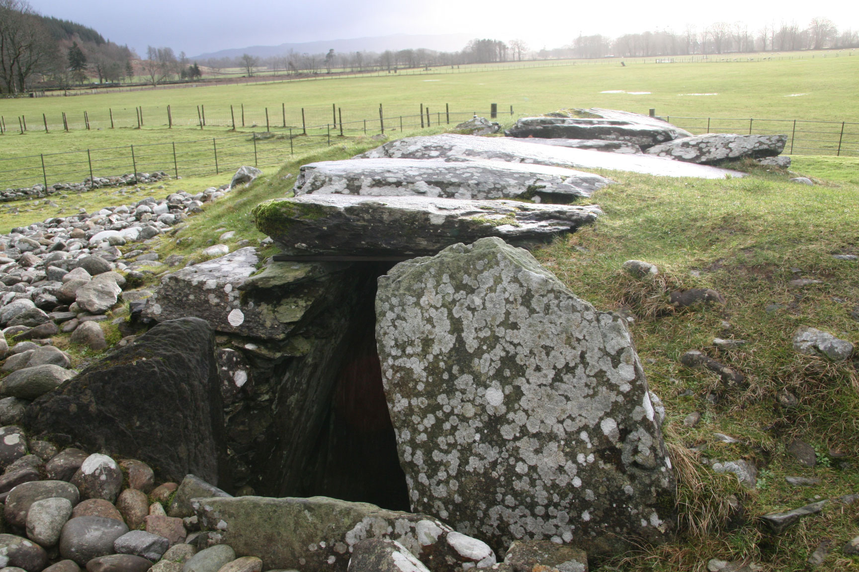 Heart-Kilmartin-south-cairn.jpg